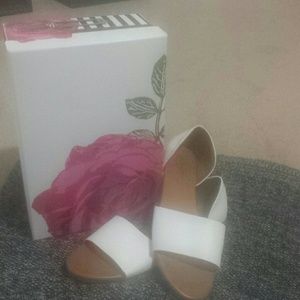 Candie's White Flats (box not included)